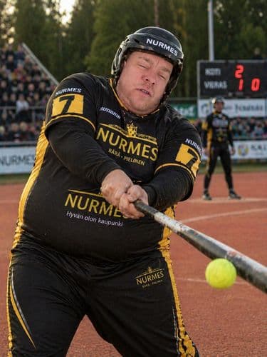 Pesäpallo pelaaja Hukkaw